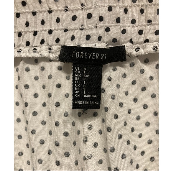 Forever 21 Ruffled Polka Dot Shorts - Picture 2 of 2